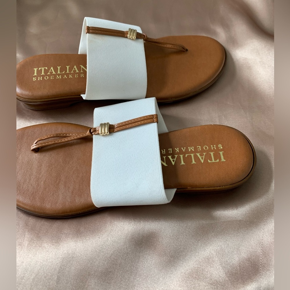 NWOT SZ 6 Italian Shoemaker slip ons